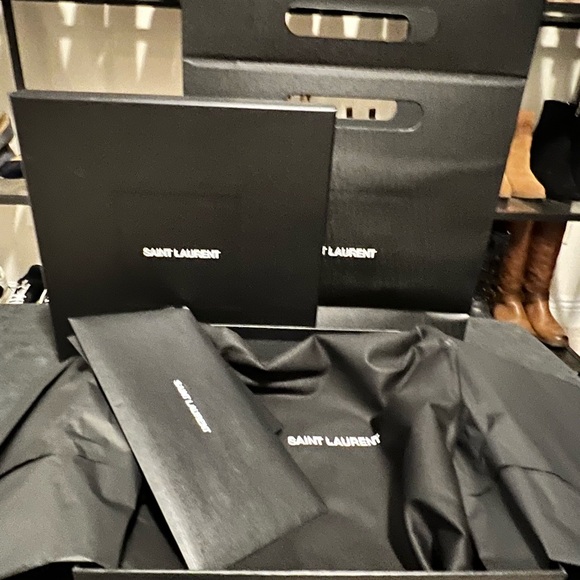 Authentic Saint Laurent YSL Monogram Cassandre Leather Belt 85 - Picture 7 of 14